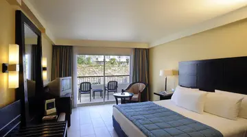 REEF OASIS BLUE BAY RESORT & SPA