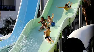 Reef Oasis Blue Bay