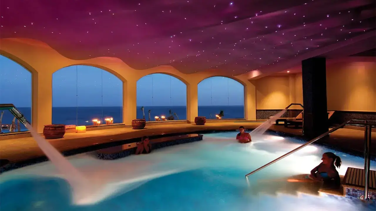 Reef Oasis Blue Bay