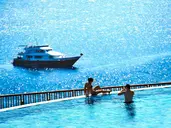 Reef Oasis Blue Bay