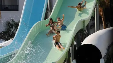 Reef Oasis Blue Bay