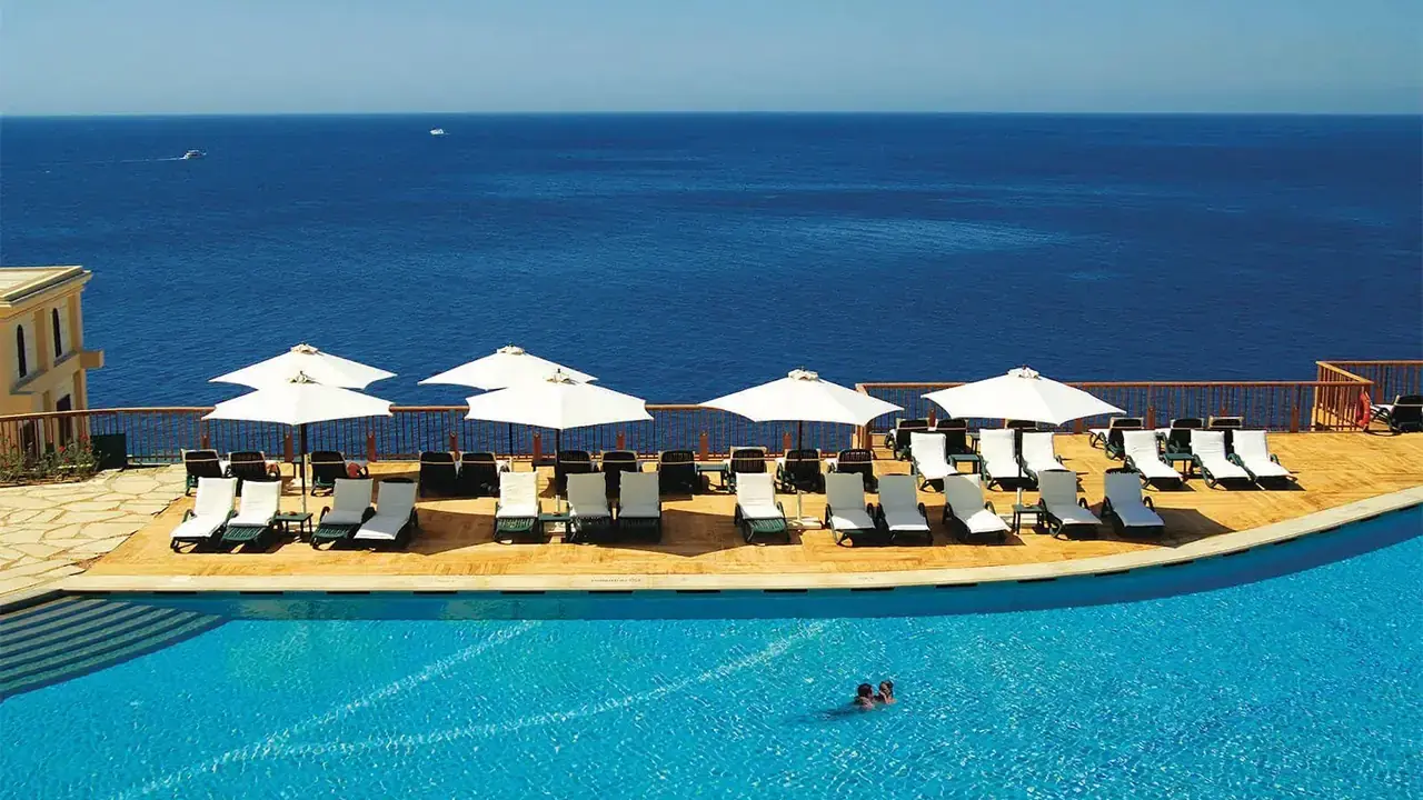 Reef Oasis Blue Bay