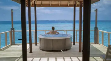 Reethi Faru Resort