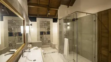 Reethi Faru Resort