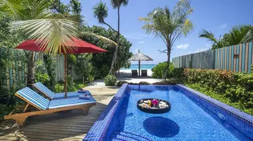 Reethi Faru Resort