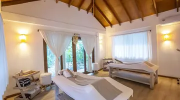 Reethi Faru Resort