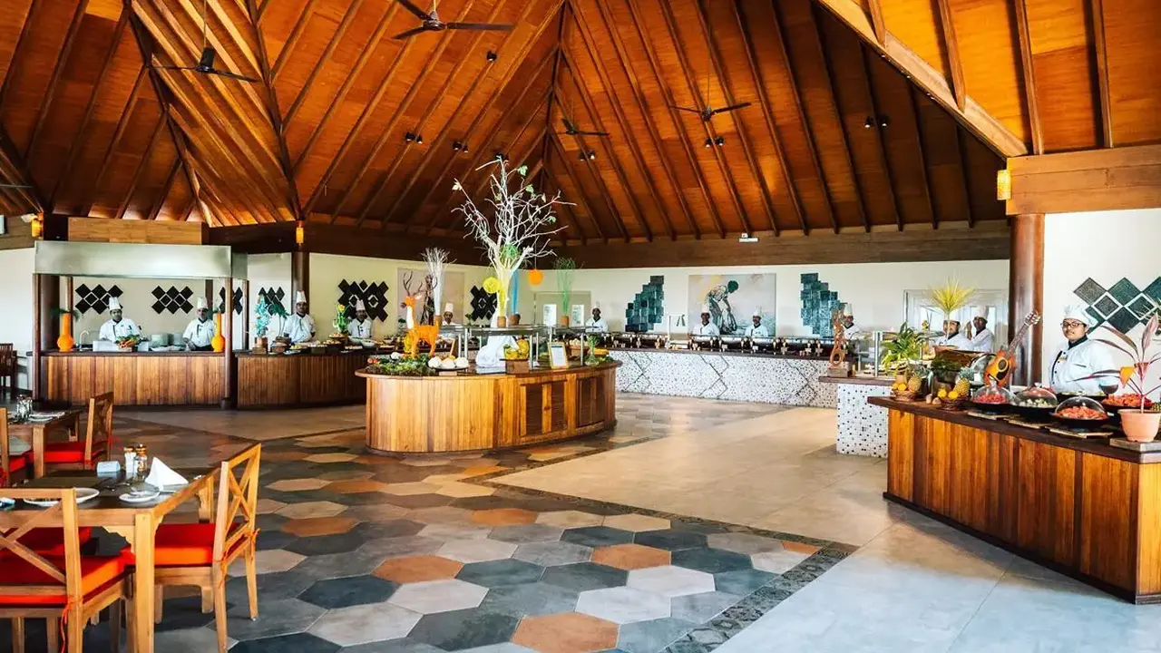 Reethi Faru Resort