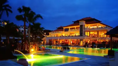 Regency Country Club Apartments & Suites
