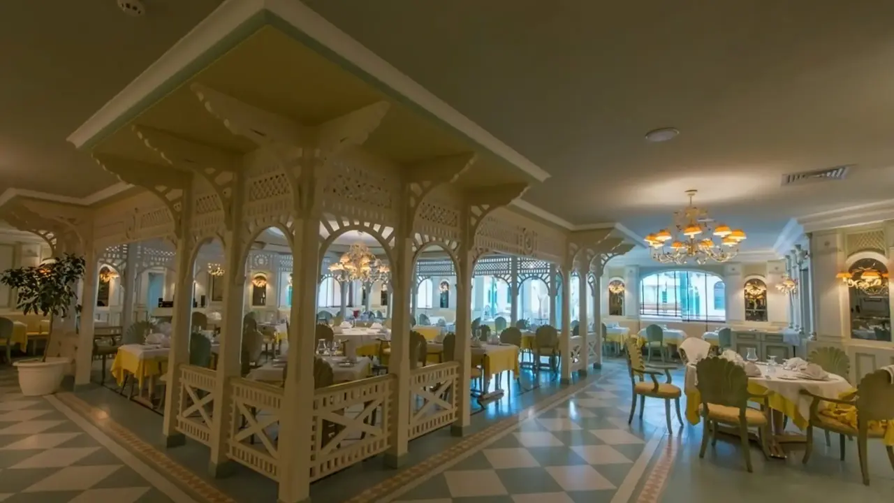 Regency Hotel & Spa
