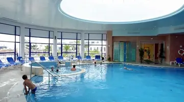 Regency Hotel & Spa