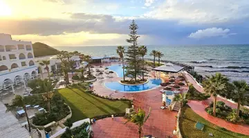 REGENCY HOTEL & SPA