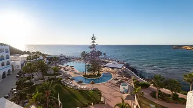 Regency Hotel & Spa
