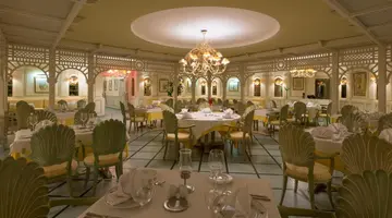 Regency Hotel & Spa