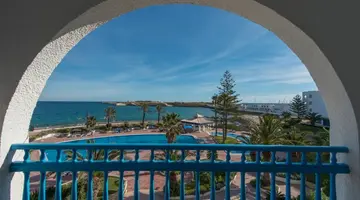 REGENCY HOTEL & SPA