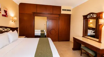 REGENCY PLAZA AQUA PARK & SPA RESORT