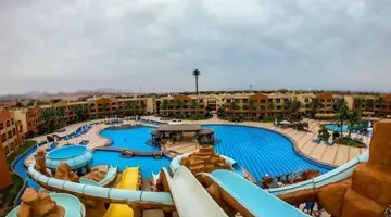 Regency Plaza Aqua Park & Spa