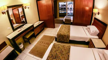 Regency Plaza Aquapark & Spa