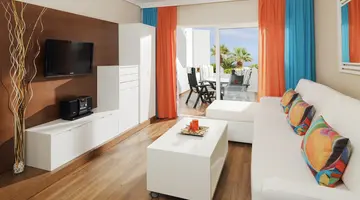REGENCY TORVISCAS APARTMENTS AND SUITES