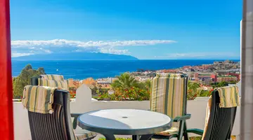 REGENCY TORVISCAS APARTMENTS AND SUITES