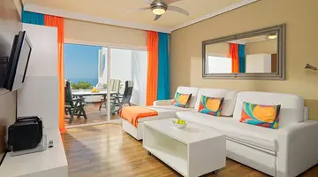 Regency Torviscas Apartments & Suites