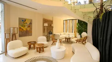 Regina Blue Hotel