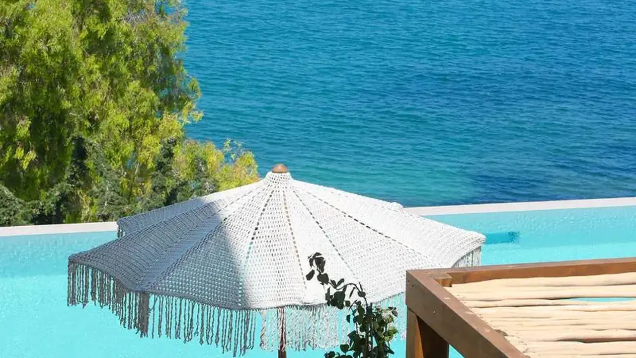 Regina Blue Hotel