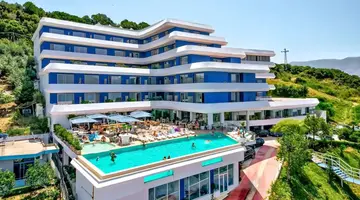 Regina Blue Hotel