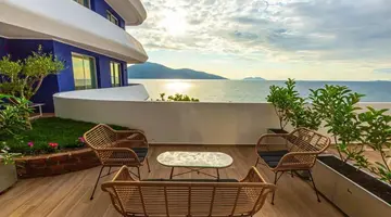 Regina Blue Hotel