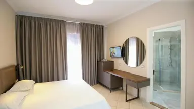 Regina Garden Hotel