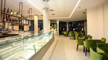 Regina Garden Hotel