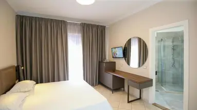 Regina Garden Hotel