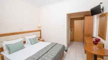 REGINA MARE HOTEL