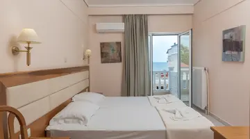 REGINA MARE HOTEL