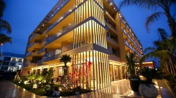 Regina Palm Resort