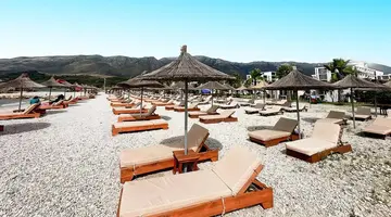 Regina Palm Resort