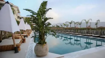 Regina Palm Resort