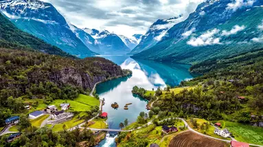 Rejs po norweskich fiordach - Plenery Skandynawii