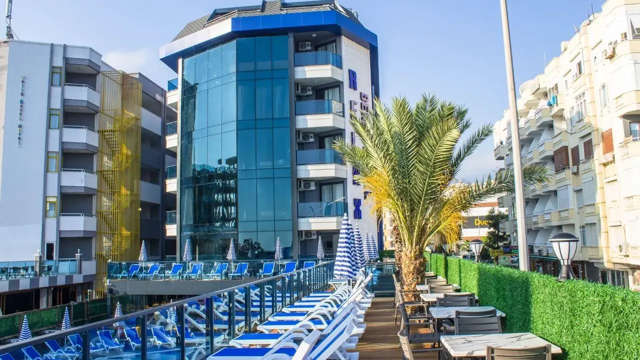 Relax Beach Hotel