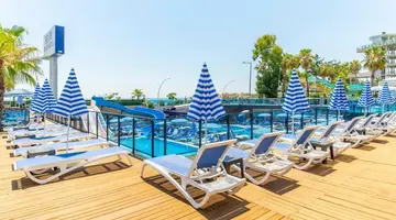 Relax Beach Hotel