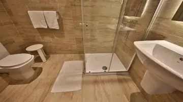 Relax Inn Hotel