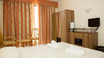 Relax Inn Hotel