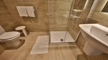 Relax Inn Hotel