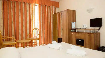 Relax Inn Hotel