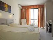 Relax Inn