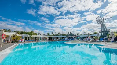 Relaxia Lanzasur Club