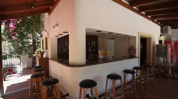 Rena Apartments