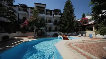 Rena Apartments