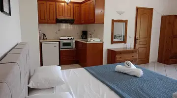 RENA STUDIOS