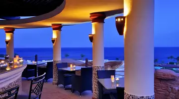 Renaissance By Marriott Golden View Beac