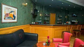 Renaissance By Marriott Golden View Beac